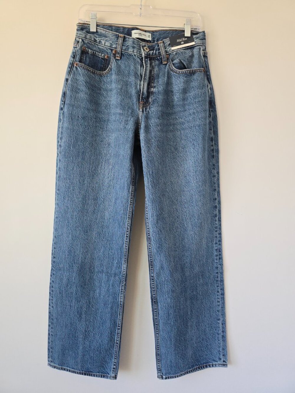 Abercrombie Curve Love H8gh Wash Wide Leg Jeans 26 Med Wash NWT